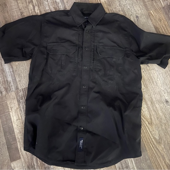 511 Tactical Shirt / Mens Medium-Vented Button Down Utility Short Sleeve~ Black - Picture 3 of 7